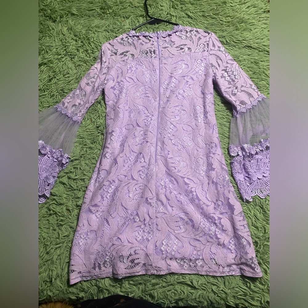 JJ’s fairyland lilac purple dress with lace embroidered bell sleeves size small